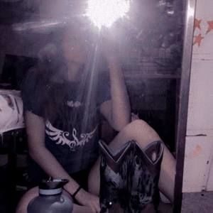 Meet your Posher, Dannelle